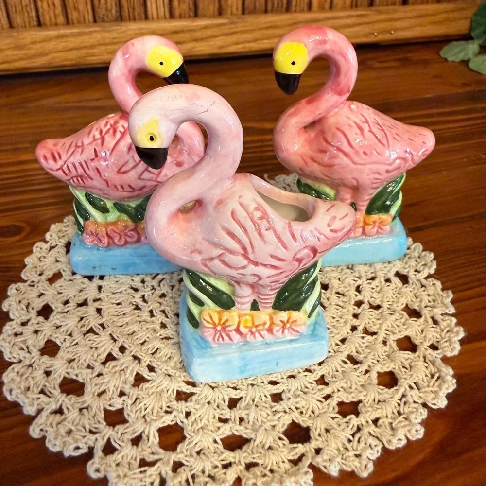 ZH Flamingo Salt Pepper Shakers Toothpick Holder Set Florida Pink Excellent 3pc